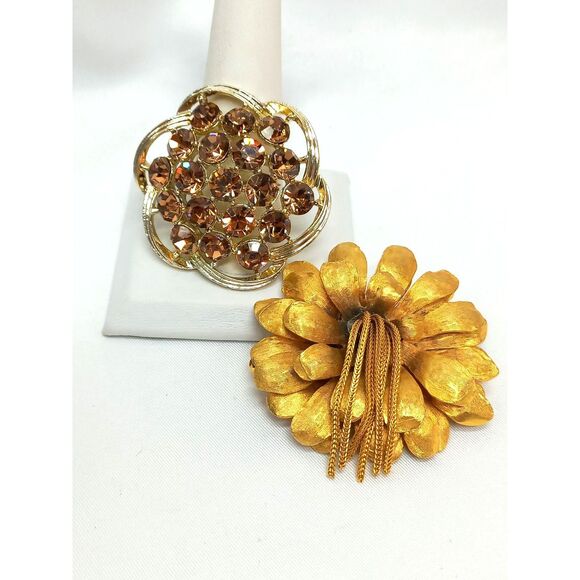 Vintage Brooches Signed KRAMER - Picture 1 of 11